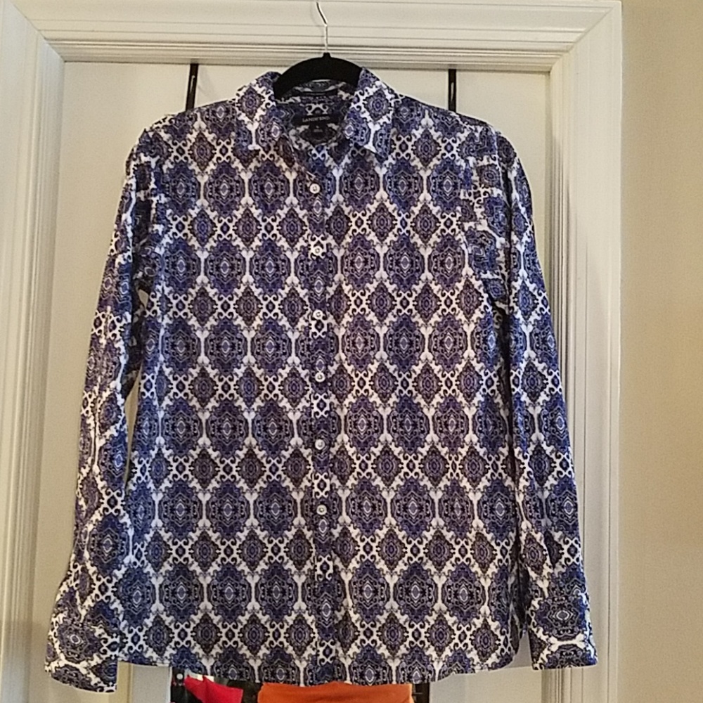Lands' End White and Blue Buttondown Shirt